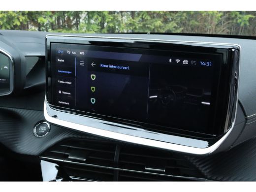 Peugeot 208 Hybrid 136 e-DCS6 GT Panoramadak | Navigatie | Camera voor & Achter | Carplay | Keyless | Climate | ActivLease financial lease