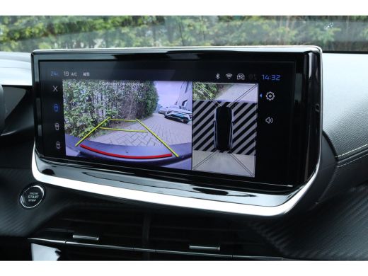 Peugeot 208 Hybrid 136 e-DCS6 GT Panoramadak | Navigatie | Camera voor & Achter | Carplay | Keyless | Climate | ActivLease financial lease