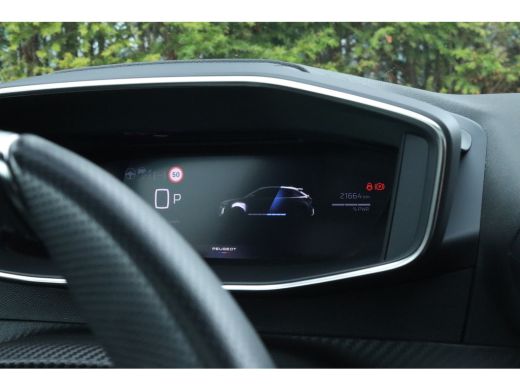 Peugeot 208 Hybrid 136 e-DCS6 GT Panoramadak | Navigatie | Camera voor & Achter | Carplay | Keyless | Climate | ActivLease financial lease