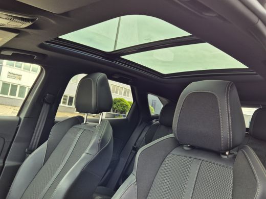 Peugeot 3008 1.6 HYbrid4 300 GT | AUTOMAAT | Rondomzicht Camera | Panaroma dak | 19 inch LMV | Sfeerverlichtin... ActivLease financial lease