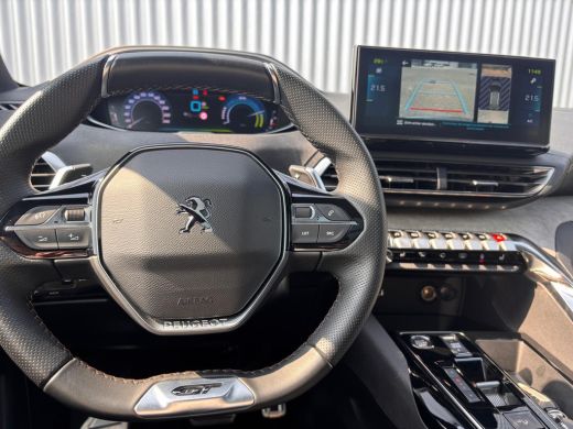 Peugeot 3008 1.6 PHEV 4WD 300PK GT | AUTOMAAT | 360 Camera | Panaroma dak | 18 inch LMV | Sfeerverlichting | A... ActivLease financial lease