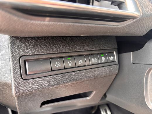 Peugeot 3008 1.6 PHEV 4WD 300PK GT | AUTOMAAT | 360 Camera | Panaroma dak | 18 inch LMV | Sfeerverlichting | A... ActivLease financial lease