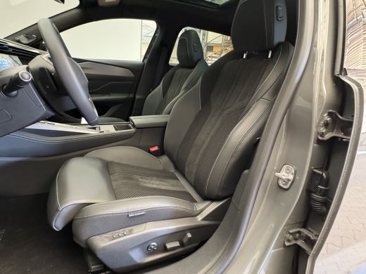 Peugeot 408 GT Plug-in Hybrid | 19" lichtmetalen velgen 'GRAPHITE' | Adaptieve cruise control | Bekleding Alc... ActivLease financial lease