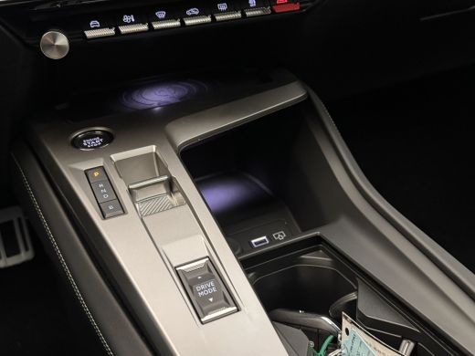 Peugeot 408 GT Plug-in Hybrid | 19" lichtmetalen velgen 'GRAPHITE' | Adaptieve cruise control | Bekleding Alc... ActivLease financial lease