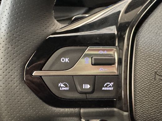 Peugeot 408 GT Plug-in Hybrid | 19" lichtmetalen velgen 'GRAPHITE' | Adaptieve cruise control | Bekleding Alc... ActivLease financial lease