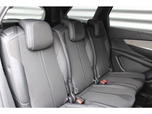 Peugeot 5008 1.2 PURETECH 130PK GT PACK AUTOMAAT / NAVI / CLIMA / PDC / 19" LMV / CAMERA / KEYLESS / FULL-LED ... ActivLease financial lease