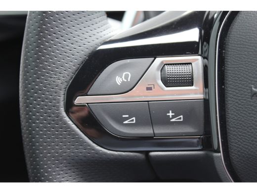 Peugeot 5008 1.2 PURETECH 130PK GT PACK AUTOMAAT / NAVI / CLIMA / PDC / 19" LMV / CAMERA / KEYLESS / FULL-LED ... ActivLease financial lease