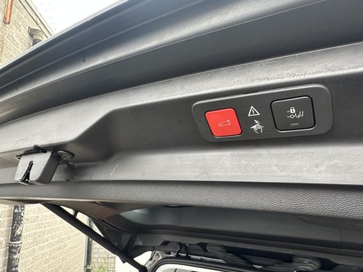 Peugeot 5008 1.2 PureTech Blue Lease Premium | 2 stoelen op derde rij | Achterbank in delen neerklapbaar | Ach... ActivLease financial lease