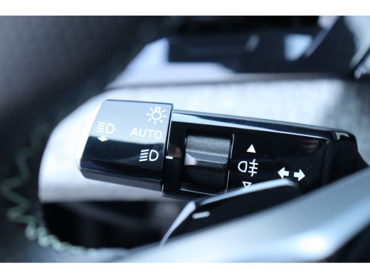 Peugeot e-3008 73KWH GT AVANTAGE 214PK / NAVI / LEDER / CLIMA / FULL-LED / 20" LMV / KEYLESS / WARMTEPOMP / 360°... ActivLease financial lease