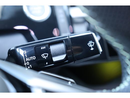 Peugeot e-3008 73KWH GT AVANTAGE 214PK / NAVI / LEDER / CLIMA / FULL-LED / 20" LMV / KEYLESS / WARMTEPOMP / 360°... ActivLease financial lease