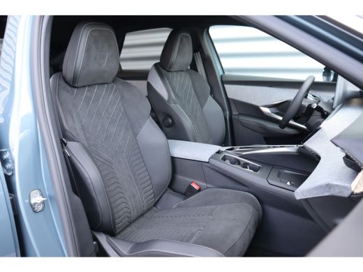 Peugeot e-3008 73KWH GT AVANTAGE 214PK / NAVI / LEDER / CLIMA / FULL-LED / 20" LMV / KEYLESS / WARMTEPOMP / 360°... ActivLease financial lease