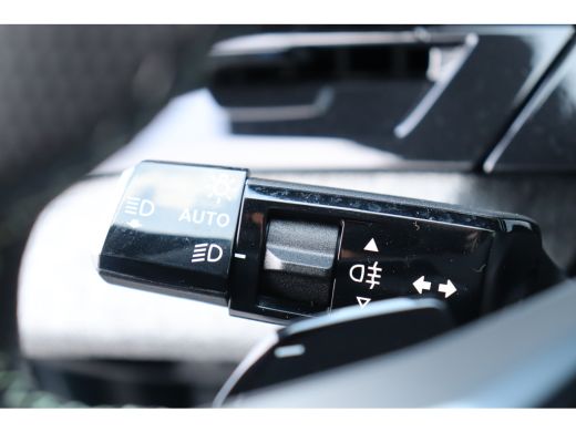 Peugeot e-3008 73KWH GT AVANTAGE 214PK / NAVI / LEDER / CLIMA / FULL-LED / 20" LMV / KEYLESS / WARMTEPOMP / 360°... ActivLease financial lease