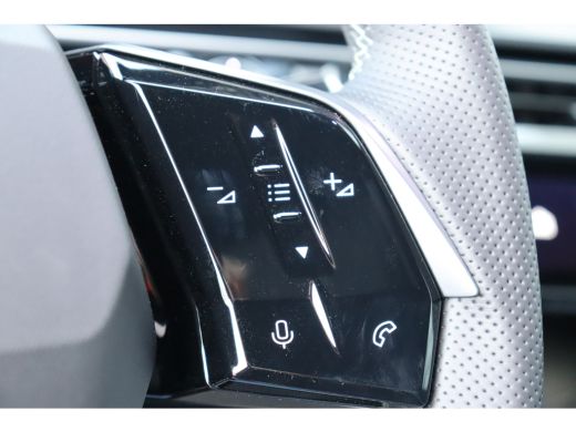 Peugeot e-3008 73KWH GT AVANTAGE 214PK / NAVI / LEDER / CLIMA / FULL-LED / 20" LMV / KEYLESS / WARMTEPOMP / 360°... ActivLease financial lease