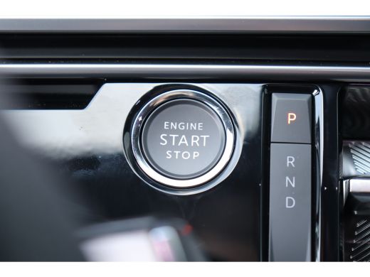 Peugeot e-3008 73KWH GT AVANTAGE 214PK / NAVI / LEDER / CLIMA / FULL-LED / 20" LMV / KEYLESS / WARMTEPOMP / 360°... ActivLease financial lease