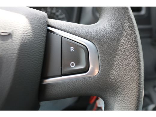 Renault Master 2.3 dCi 145pk Bakwagen met Laadklep ActivLease financial lease
