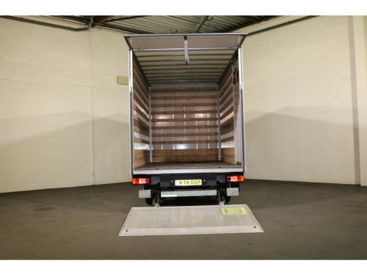 Renault Master 2.3 dCi 145pk Bakwagen met Laadklep ActivLease financial lease