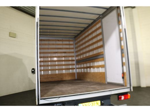 Renault Master 2.3 dCi 145pk Bakwagen met Laadklep ActivLease financial lease