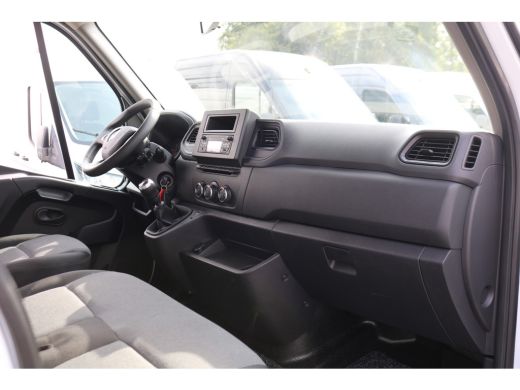 Renault Master 2.3 dCi 145pk Bakwagen met Laadklep ActivLease financial lease