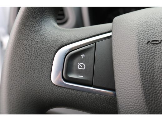 Renault Master 2.3 dCi 145pk Bakwagen met Laadklep ActivLease financial lease