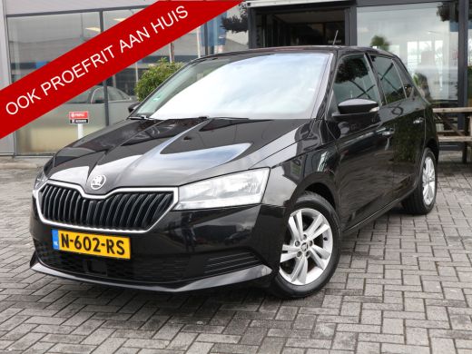 Skoda Fabia 1.0 TSI Online Edition NAVI CAMERA CRUISE 46880 KM Skoda Fabia 1.0 TSI Online Edition NAVI CAMERA CRUISE 46880 KM