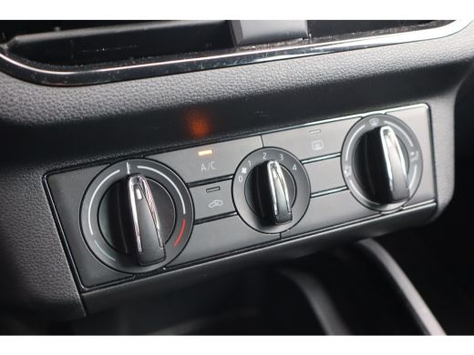 Skoda Kamiq 1.0 TSI Ambition | Airco | Cruise control | Dakrails ActivLease financial lease