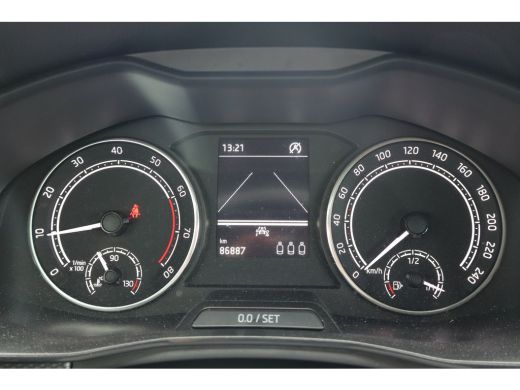 Skoda Kamiq 1.0 TSI Ambition | Airco | Cruise control | Dakrails ActivLease financial lease