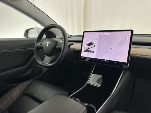 Tesla Model 3 Standard RWD Plus 60 kWh [ 3-Fase ] (INCL-BTW) Aut. *PANO | AUTO-PILOT | LUXURY-LEATHER | KEYLESS... ActivLease financial lease