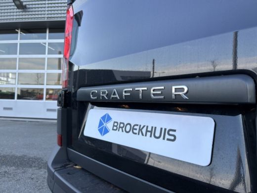 Volkswagen Crafter Exclusive BPM Vrij | Digitaal Dashboard | Trekhaak | Camera | Led | Navigatie ActivLease financial lease