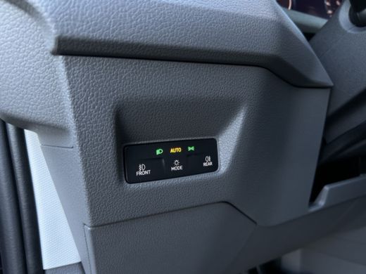 Volkswagen Crafter Exclusive BPM Vrij | Digitaal Dashboard | Trekhaak | Camera | Led | Navigatie ActivLease financial lease