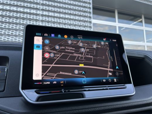 Volkswagen Crafter Exclusive BPM Vrij | Digitaal Dashboard | Trekhaak | Camera | Led | Navigatie ActivLease financial lease