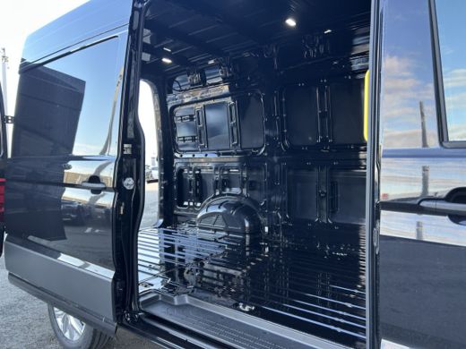 Volkswagen Crafter Exclusive BPM Vrij | Digitaal Dashboard | Trekhaak | Camera | Led | Navigatie ActivLease financial lease