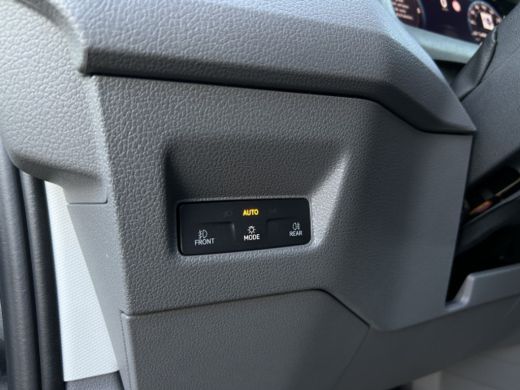 Volkswagen Crafter 35 2.0 TDI L3H3 Exclusive EURO VI | Adaptive cruise control "stop & go" | Airco | Alarmsysteem ActivLease financial lease