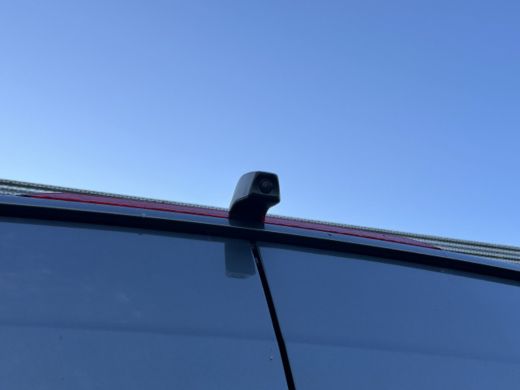 Volkswagen Crafter 35 2.0 TDI L3H3 Exclusive EURO VI | Adaptive cruise control "stop & go" | Airco | Alarmsysteem ActivLease financial lease