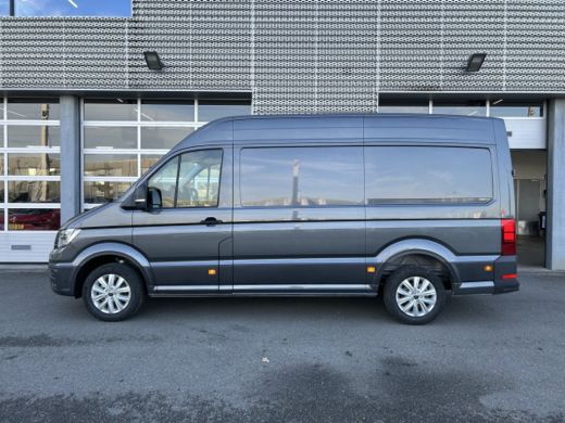Volkswagen Crafter 35 2.0 TDI L3H3 Exclusive EURO VI | Adaptive cruise control "stop & go" | Airco | Alarmsysteem ActivLease financial lease