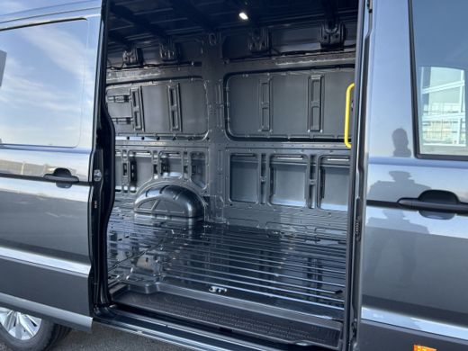Volkswagen Crafter Exclusive BPM Vrij | Automaat | Led | Digitaal Dashboard | Trekhaak | Verwarmbaar Stuur ActivLease financial lease