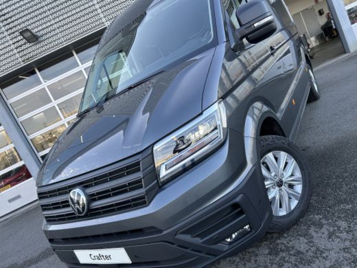 Volkswagen Crafter 35 2.0 TDI L3H3 Exclusive EURO VI | Adaptive cruise control "stop & go" | Airco | Alarmsysteem ActivLease financial lease