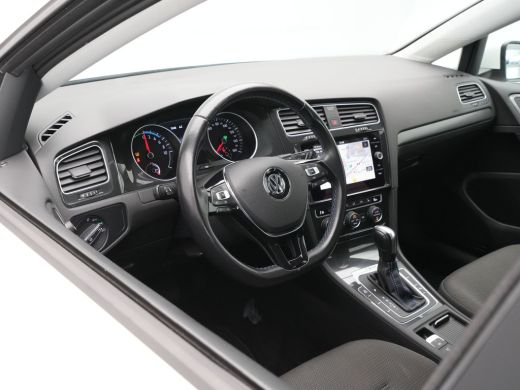 Volkswagen e-Golf E-DITION Navigatie Carplay Pdc Acc Stoelverwarming 58 ActivLease financial lease
