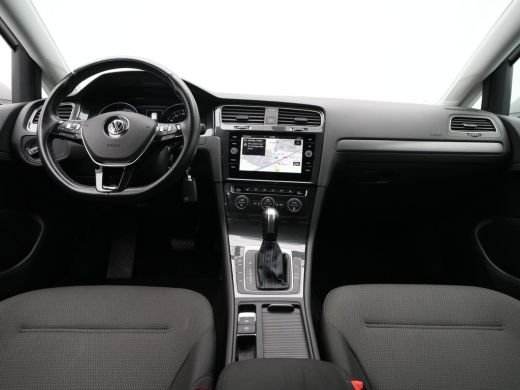 Volkswagen e-Golf E-DITION Navigatie Carplay Pdc Acc Stoelverwarming 58 ActivLease financial lease