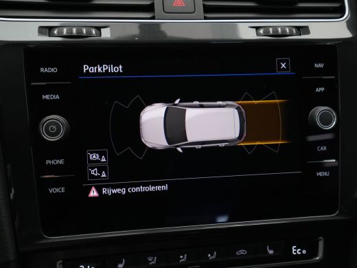 Volkswagen e-Golf E-DITION Navigatie Carplay Pdc Acc Stoelverwarming 58 ActivLease financial lease