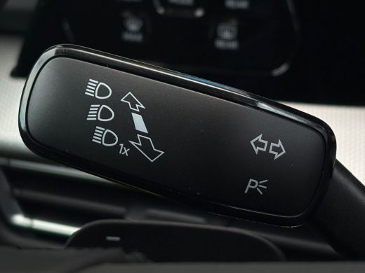 Volkswagen Golf Style Edition eHybrid Inclusief &euro;2000,- inruilvoordeel | 'App-Connect' draadloze smartphone integ... ActivLease financial lease