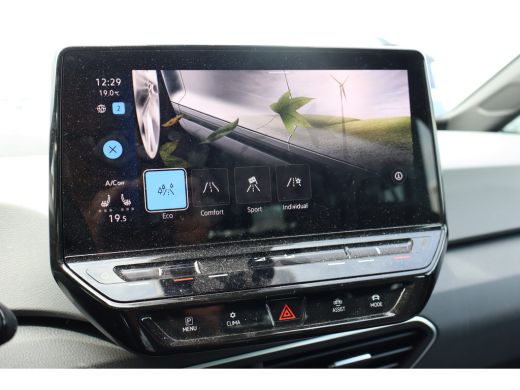 Volkswagen ID.3 Life 58 kWh | Airco (automatisch) | Hill hold functie | Keyless start ActivLease financial lease