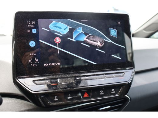 Volkswagen ID.3 Life 58 kWh | Airco (automatisch) | Hill hold functie | Keyless start ActivLease financial lease