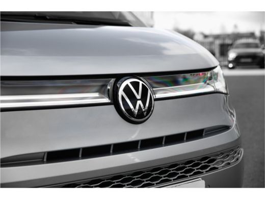 Volkswagen Multivan 1.5 eHybrid L2 Bulli Edition 4Motion Matrix | ACC | Panoramadak | ActivLease financial lease