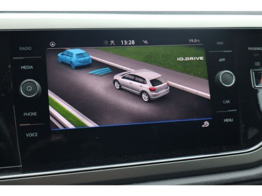 Volkswagen Polo 1.0 TSI R-Line Edition | Airco | Cruise control adaptief | Zij airbag(s) voor ActivLease financial lease