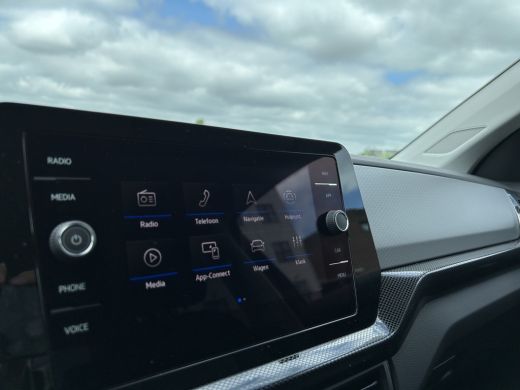 Volkswagen T-Cross Life Edition 1.0 TSI 116 pk DSG | Climatronic | Stoelverwarming | Achteruitrijcamera ActivLease financial lease