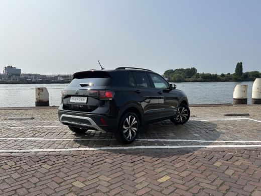 Volkswagen T-Cross Life Edition 1.0 TSI 116 pk DSG | Climatronic | Stoelverwarming | Achteruitrijcamera ActivLease financial lease