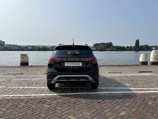 Volkswagen T-Cross Life Edition 1.0 TSI 116 pk DSG | Climatronic | Stoelverwarming | Achteruitrijcamera ActivLease financial lease