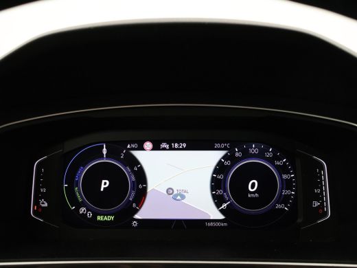 Volkswagen Tiguan 1.4 TSI 245 PK EHYBRID 2X R-LINE + DIGITALE COCKPIT | 19 INCH | ADAPTIVE CRUISE | SFEERVERLICHTING ActivLease financial lease