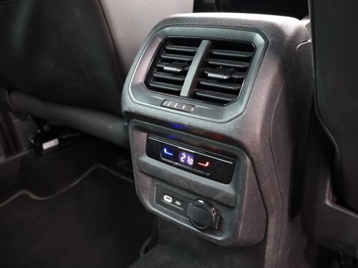 Volkswagen Tiguan 1.4 TSI 245 PK EHYBRID 2X R-LINE + DIGITALE COCKPIT | 19 INCH | ADAPTIVE CRUISE | SFEERVERLICHTING ActivLease financial lease