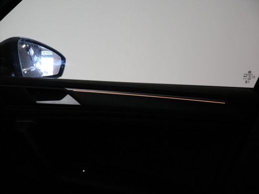 Volkswagen Tiguan 1.4 TSI 245 PK EHYBRID 2X R-LINE + DIGITALE COCKPIT | 19 INCH | ADAPTIVE CRUISE | SFEERVERLICHTING ActivLease financial lease